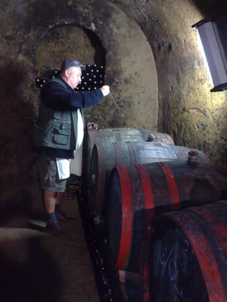 Kis pincék - jó borokkal, s vendégszerető borosgazdákkal -  -  - bor, bortúra, 