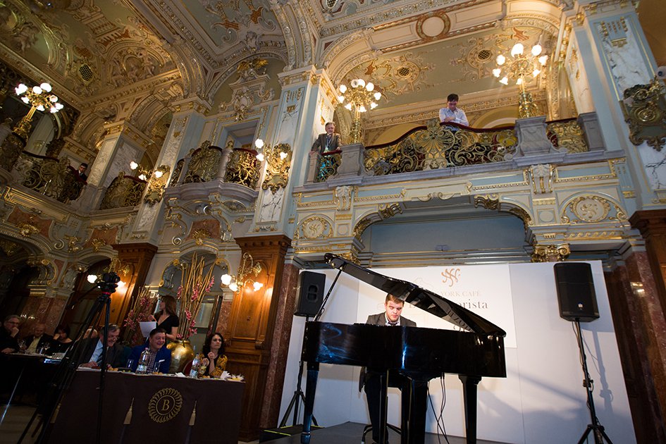 Nyolc versenyző folytatja a New York Café Bárzongorista Versenyt - Rendezvények -  - bárzongorista, bárzongorista gálaest, 