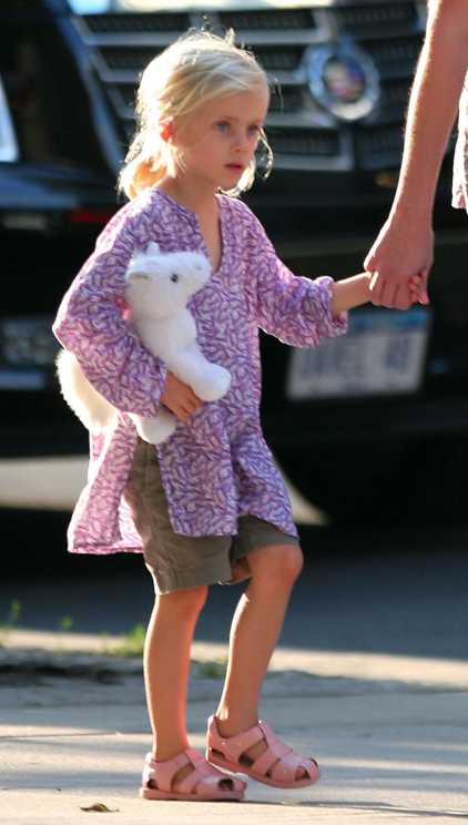 A jövő dívái - DIVAT&STÍLUS - Celebrity - divat, sztárbébik, 