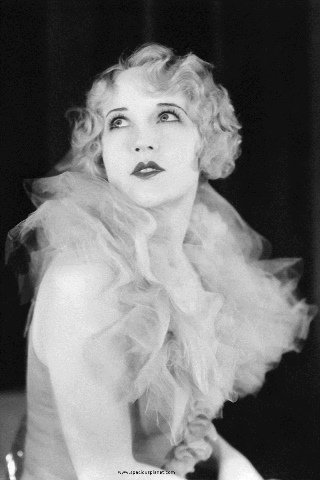 Időutazás: Vissza a húszas évekbe - SZÉPSÉG - Smink  - huszas évek, nagy gatsby, smink, szépség, 