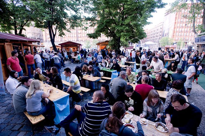 Újra a belváros szívében a tavaszi Pálinkafesztivál - Rendezvények -  - pálinkafesztivál, 