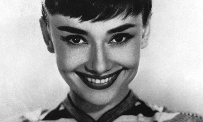 A mosoly mindig győztes! - KERESD A NŐT  - Lélekhangok - Budapest, Édenkert, Gődény Ráchel, Szellemidézés, 