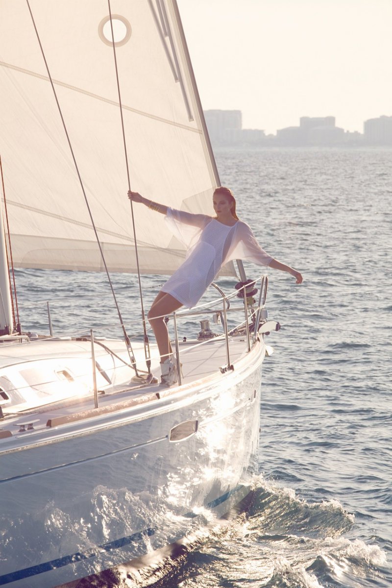 Nagyvilági feltűnés - Hírek  -  - mihalik enikő, 