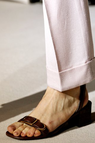 Színes cipőcsodákról álmodunk - Hírek  -  - cipő, platform, telitalp, 