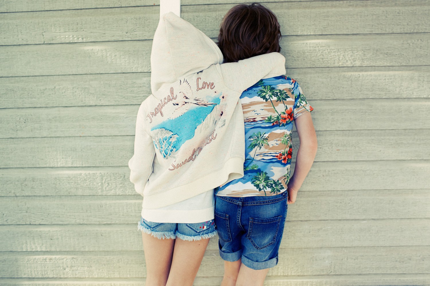 Egzotikus minták a középpontban - Stylekids -  - gyerekdivat, gyerekstílus, mango, mango kids, street style, 