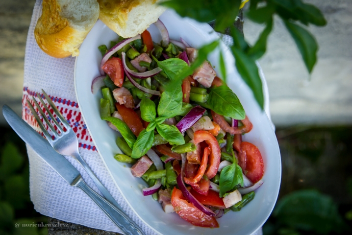 Könnyű nyári ebéd: meleg zöldbab saláta - STYLELIFE - Gasztronómia - gasztronómia, könnyű nyári ebéd, saláta, 