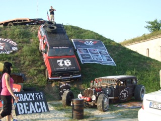 Rálépett a gázra a komáromi Amerikai Autós Találkozó! - Rendezvények -  - amerikai, autós találkozó, 