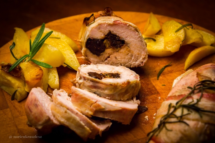 Aszalt szilvával töltött csirkemell - STYLELIFE - Gasztronómia - aszalt szilvás csirkemell, gasztronómia, 