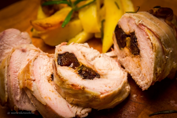 Aszalt szilvával töltött csirkemell - STYLELIFE - Gasztronómia - aszalt szilvás csirkemell, gasztronómia, 