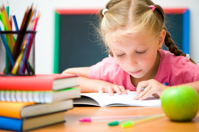 Iskolakezdő kisokos - Stylekids -  - első osztály, felkészülés az iskolára, iskolakezdés, 