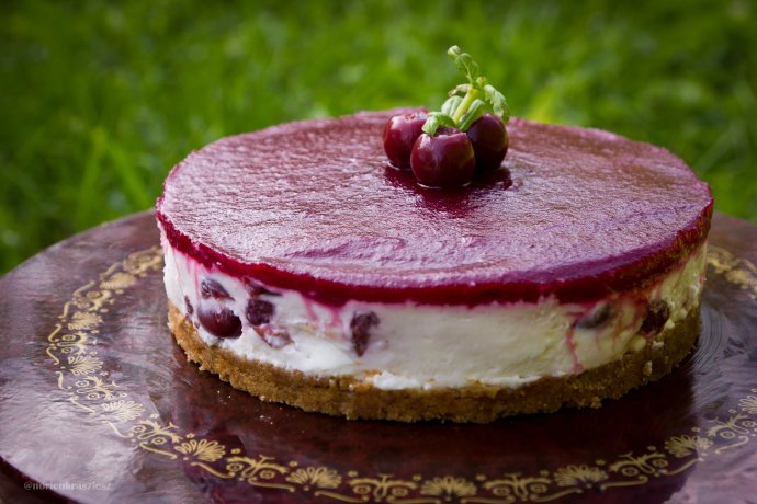 Meggyes krémes sajttorta - STYLELIFE - Gasztronómia - 