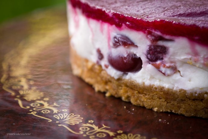 Meggyes krémes sajttorta - STYLELIFE - Gasztronómia - 