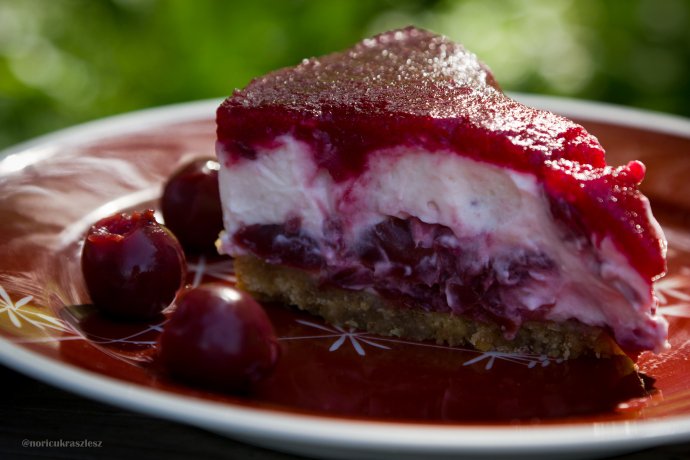 Meggyes krémes sajttorta - STYLELIFE - Gasztronómia - 