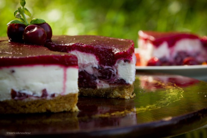 Meggyes krémes sajttorta - STYLELIFE - Gasztronómia - 