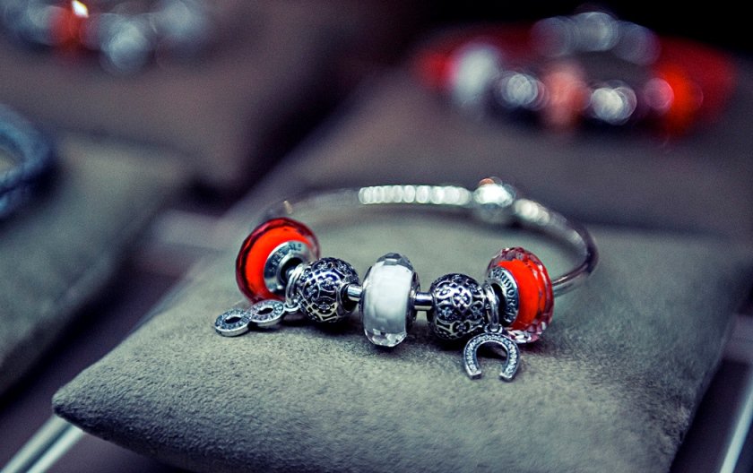 Őszi-téli ékszertrendek - DIVAT&STÍLUS -  - michael kors, mom park, 