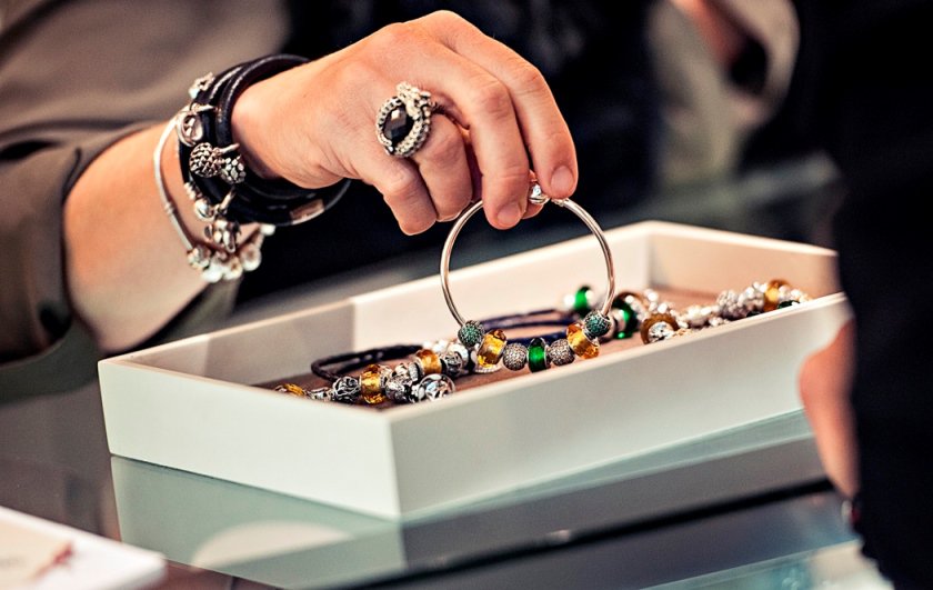 Őszi-téli ékszertrendek - DIVAT&STÍLUS -  - michael kors, mom park, 