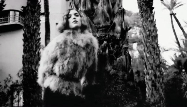 Állatkínzással vádolják a legnagyobb divatházakat - DIVAT&STÍLUS - Hírek  - állatkínzások, állatvédők, last chance for animals, szőrme, 