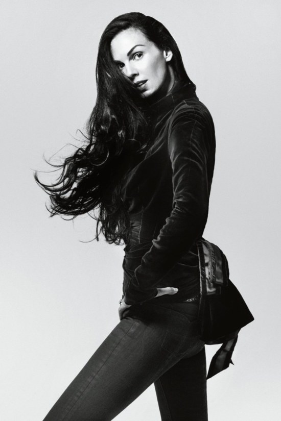 10 sokkoló botrány és tragédia a divat világából - DIVAT&STÍLUS - Fesztelen mindennapok - divatbotrányok, galliano, naomi campbell, versace, 