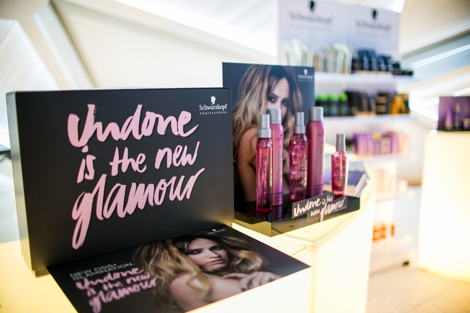 Essential Looks - modern őszi-téli terndkollekció - SZÉPSÉG - Hajápolás  - beauty, henkel, schwarzkopf, 