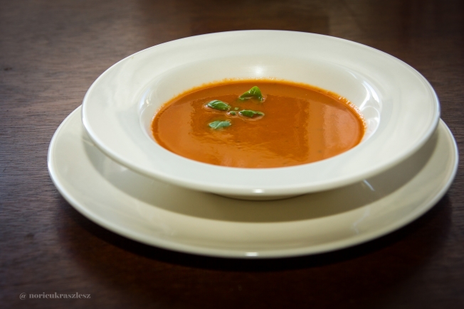 Mediterrán paradicsomleves - STYLELIFE - Gasztronómia - gasztronómia, paradicsomleves, 