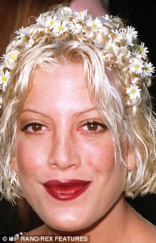 Zellweger új arca és sztárok legnagyobb transzformációi - STYLENEWS -  - hírességek, plasztika, renee zellweger, 