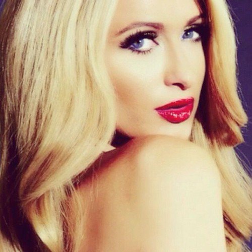 Rajta sem tudok már sajnálni semmit - KERESD A NŐT  -  - rúzs és tükör, szentesi éva, 