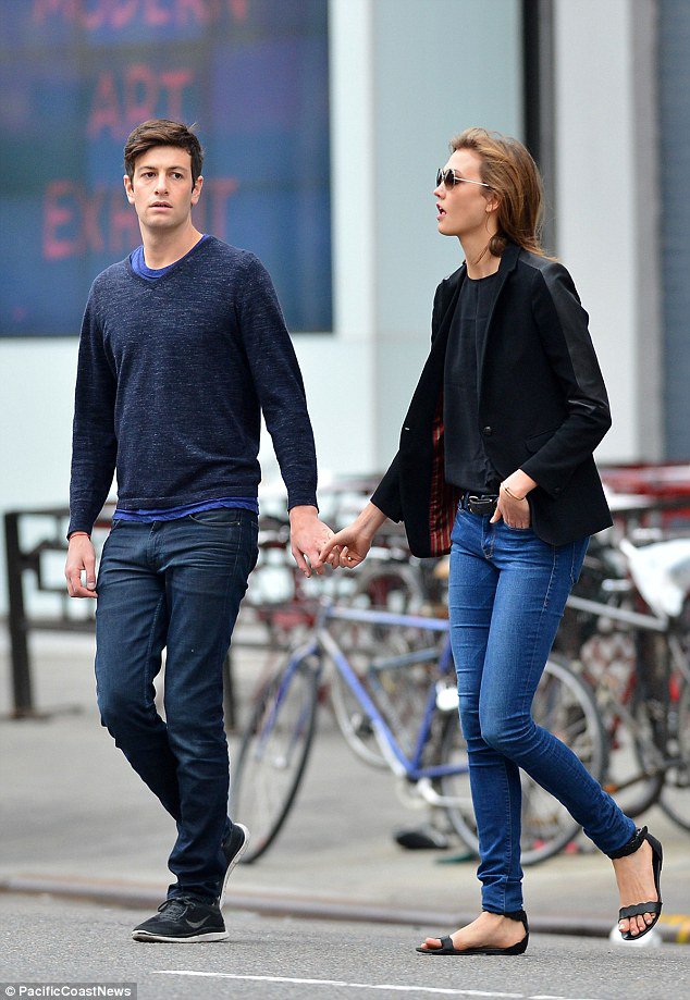 A Victoria's Secret lányok szerelmi élete - DIVAT&STÍLUS - Stílusiskola - victorias secret, vs angels, 