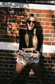 Szertelen és szexi: hipsterek és geekek - Hírek  - Stílusiskola - alternatív, dsquared, geek, hipster, 