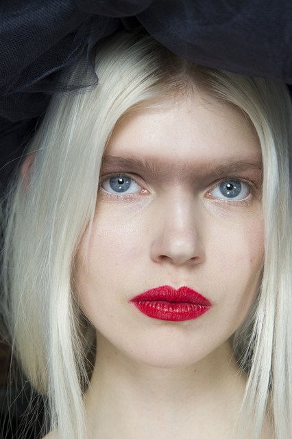 Tavaszi smink- és hajtrend 2015 - SZÉPSÉG - Smink  - backstage, haj, haute couture, smink, sminkternd 2015, 