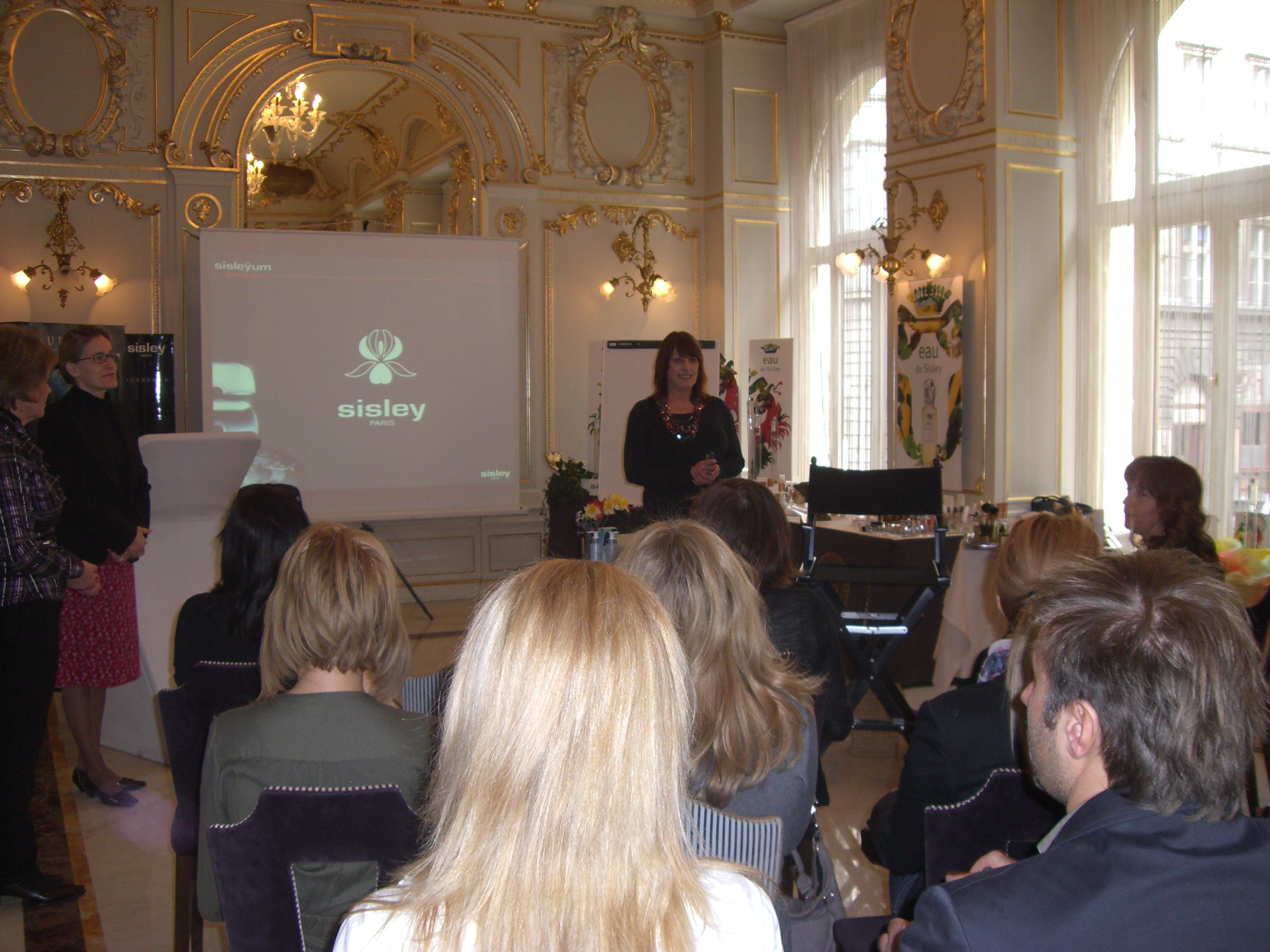 Szinetár Dóra és Zsidró Tamás is elismerően nyilatkozott a Sisley termékekről - Bőrápolás -  - Sisley, szépségápolás, termékbemutató, 