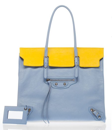 Táska? Balenciaga! - Hírek  -  - balenciaga, táska, 