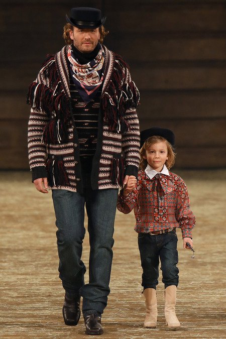 Apró stílusdiktátorok - gyerekek hihetetlen gardróbokkal - DIVAT&STÍLUS - Fesztelen mindennapok - divat, gyerekdivat, stílus, sztárbébik, 