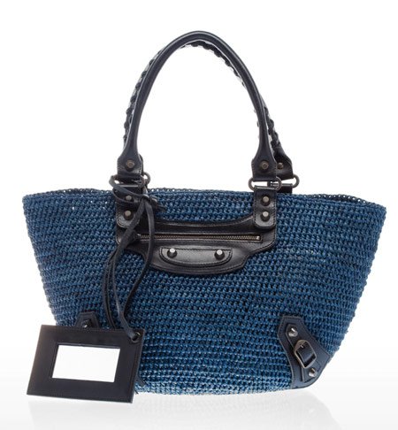 Táska? Balenciaga! - Hírek  -  - balenciaga, táska, 