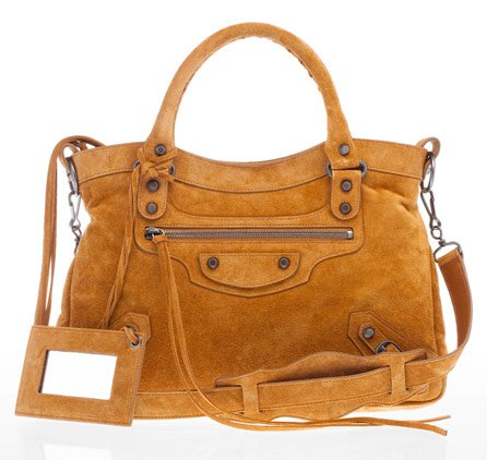 Táska? Balenciaga! - Hírek  -  - balenciaga, táska, 