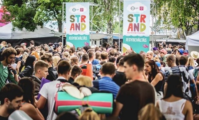 STRAND – Nagyon Zene Fesztivál - Rendezvények - Kultúr-kitérő - balaton, fesztivál, koncert, nagyon zene, nyár, program, rendezvény, strand, strand fesztivál, zamárdi, 
