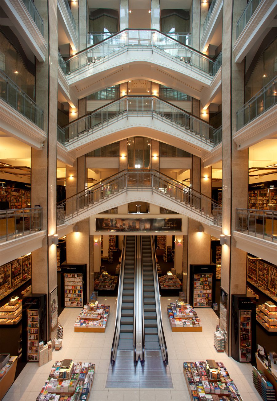 100 éves a Párisi Nagy Áruház - Stílusiskola -  - divat, divattörténet, kereskedelem, Párisi Nagy Áruház, 