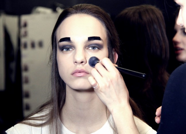 Fashion Week Budapest - Mit várjunk jövő őszre? - DIVAT&STÍLUS -  - áeron, anda, budapest, dori tomcsányi, fashion week, je suis belle, kata szegedi, nubu, tony&guy, use unused, 