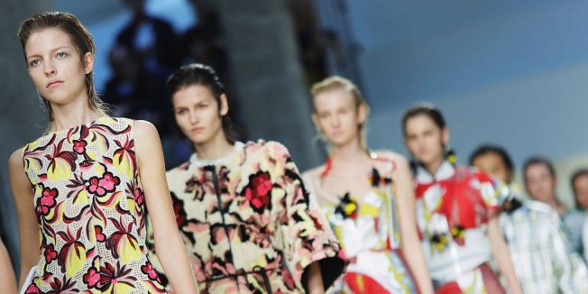 Elle Fashion Show 2015: Divattal a mellrák ellen - DIVAT&STÍLUS -  - divat, elle, elle fashion show, program, rendezvény, stílus, 