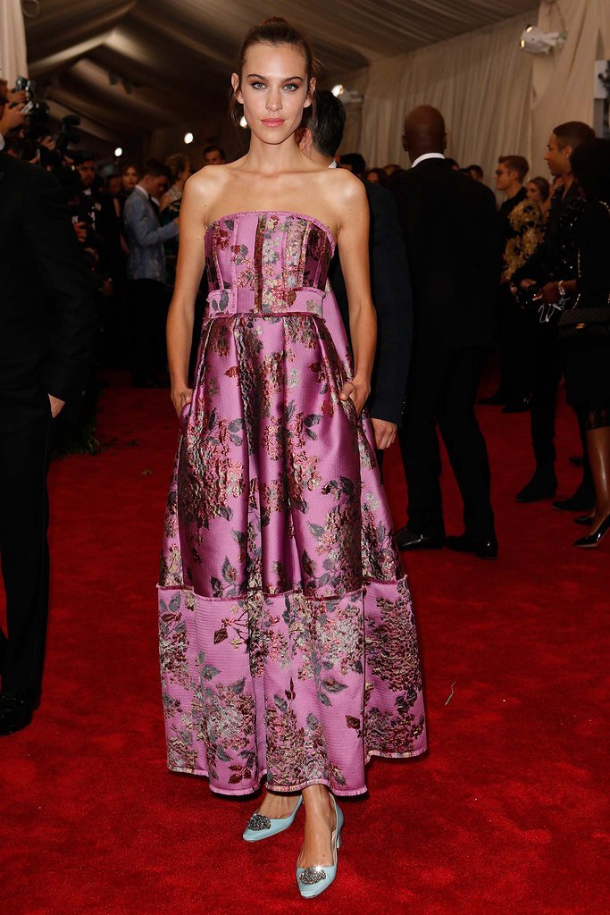 23 gönc, amit ne vegyél fel, ha meghívnak a Met gálára - DIVAT&STÍLUS - Hírek  - divat, MET gála, 