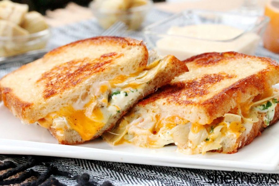 Grillezett sajt zöldségekkel és füstölt Gouda-mártással - STYLELIFE - Gasztronómia - gasztronómia, recept, sajt, 