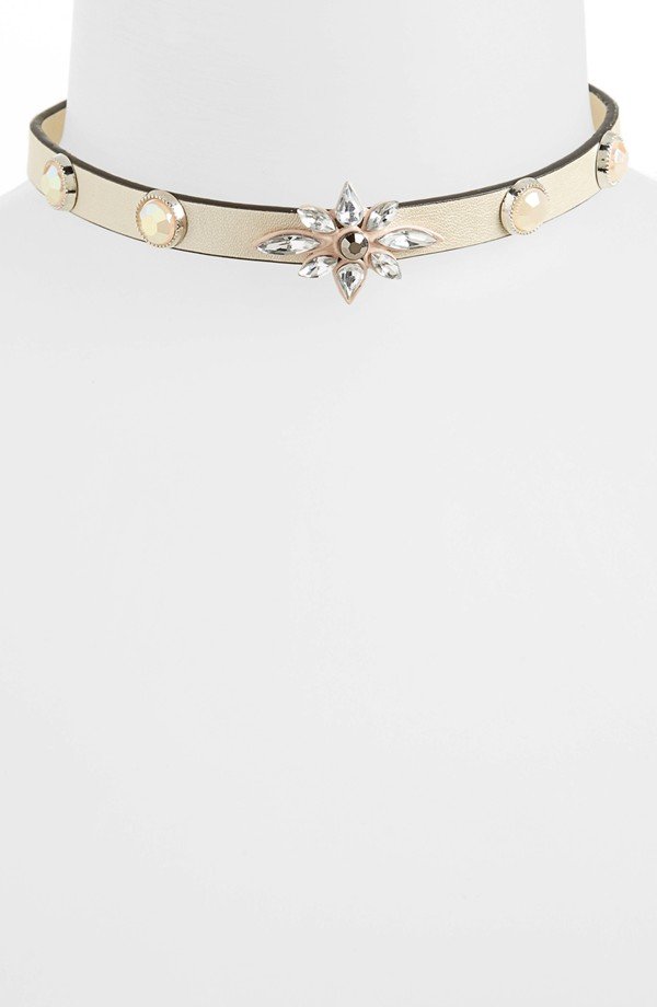 Bazár: Különleges nyakláncok minden ruhához - DIVAT&STÍLUS - Stílusiskola - bazár, divat, ékszerek, nyakláncok, stílus, 