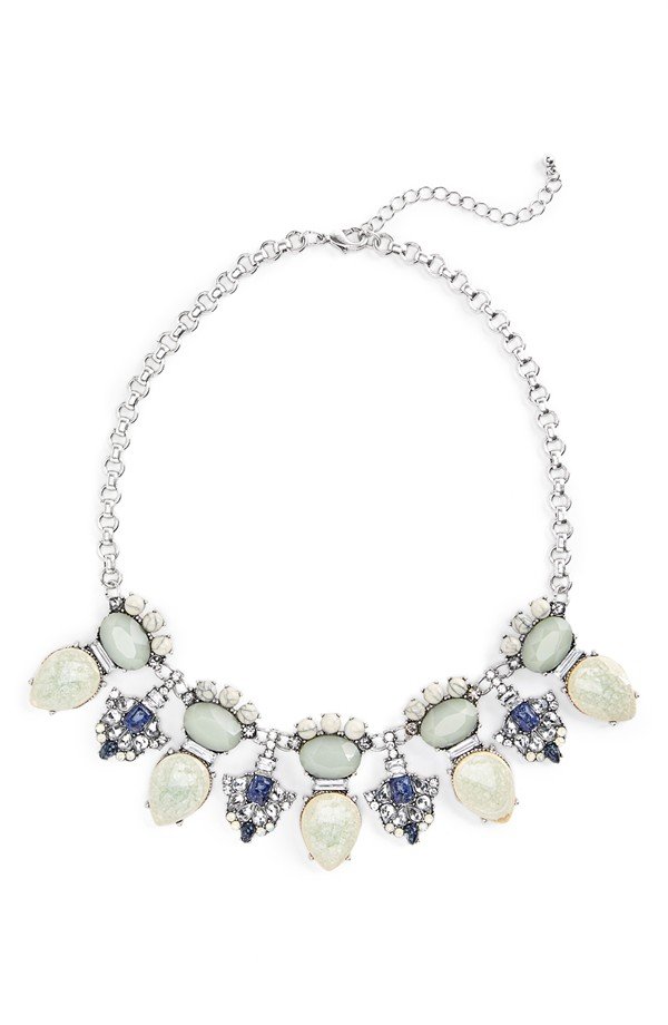 Bazár: Különleges nyakláncok minden ruhához - DIVAT&STÍLUS - Stílusiskola - bazár, divat, ékszerek, nyakláncok, stílus, 