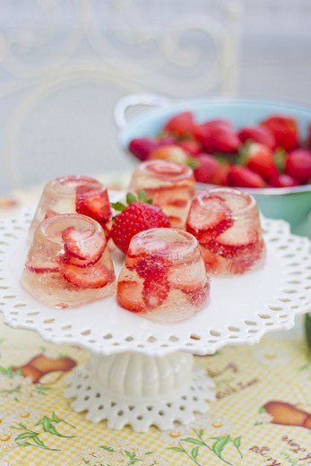 Koktélötletek az esküvődre: Éljenek a buborékok! - STYLELIFE - Esküvő - brideandco, esküvő, esküvői italok, koktél, pezsgő, 