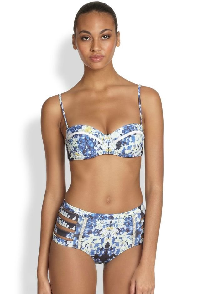 Bazár: 50 bikini minden alakra - DIVAT&STÍLUS - Stílusiskola - 