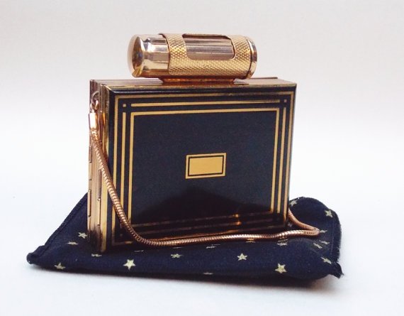 Bazár: 50 stílusos sminktükör - DIVAT&STÍLUS - Stílusiskola - bazár, smink, tükör, 