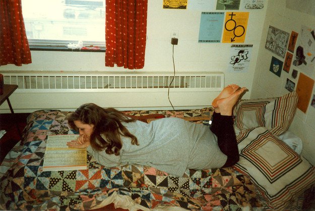 Ilyen volt a kollégiumi élet a 80-as években - KERESD A NŐT  - Lélekhangok - 80-as évek, fiatalok, kollégiumi élet, retro, 