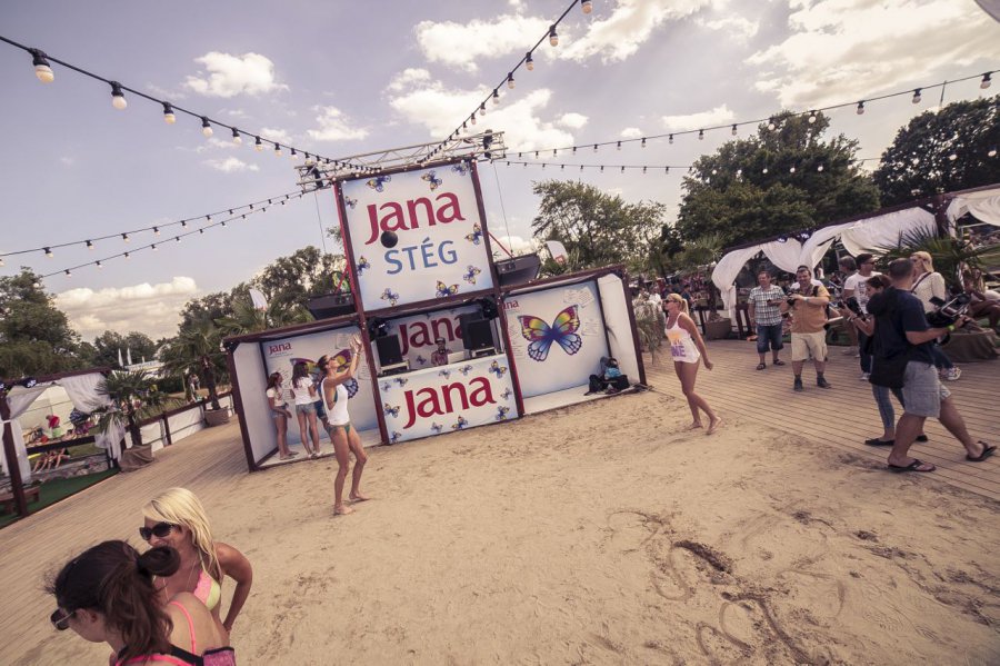 Soundra jöttek a röpis lányok - STYLENEWS - Rendezvények - balaton sound, röplabda, 