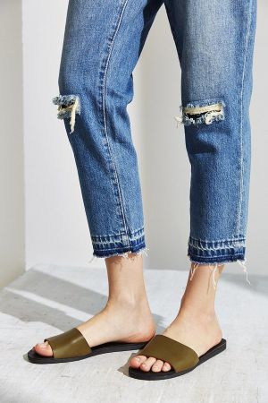 Bazár - Csodás leárazott szandálok 5000Ft alatt - DIVAT&STÍLUS - Hírek  - 