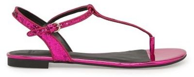 Bazár - Csodás leárazott szandálok 5000Ft alatt - DIVAT&STÍLUS - Hírek  - 