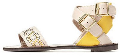 Bazár - Csodás leárazott szandálok 5000Ft alatt - DIVAT&STÍLUS - Hírek  - 